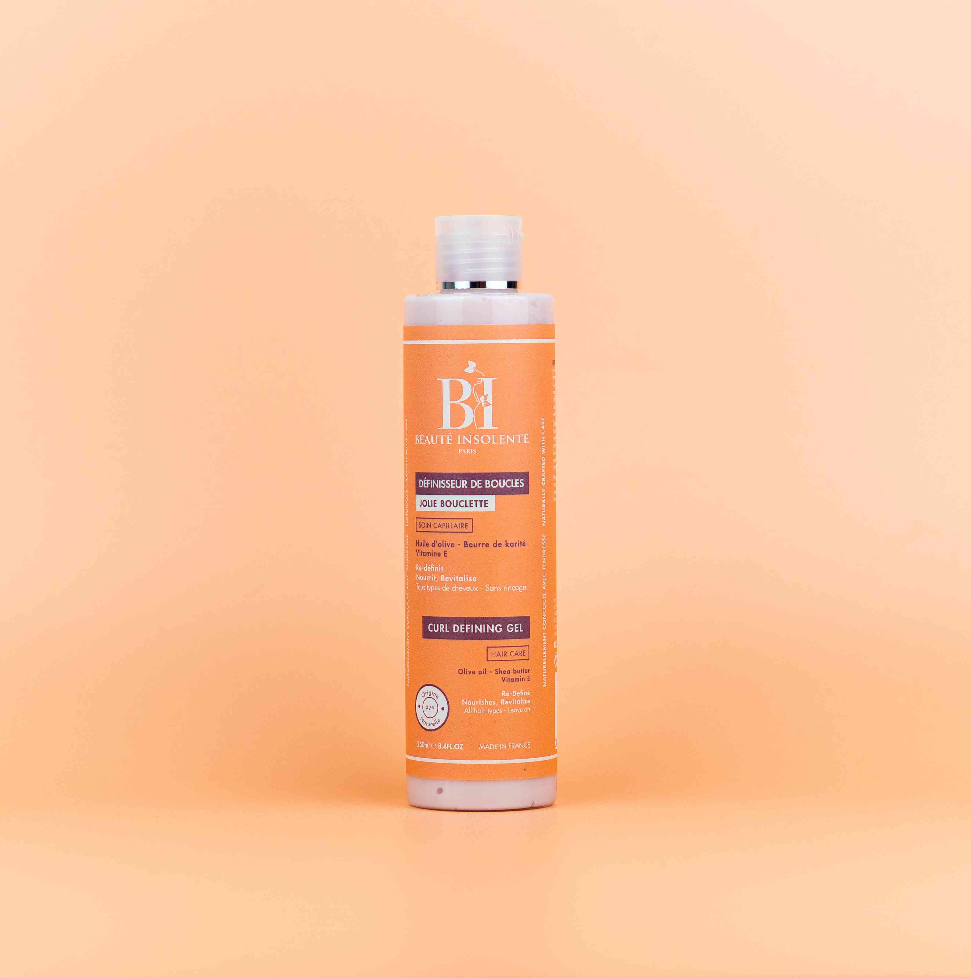 DÉFINISSEUR DE BOUCLES / BEAUTÉ INSOLENTE