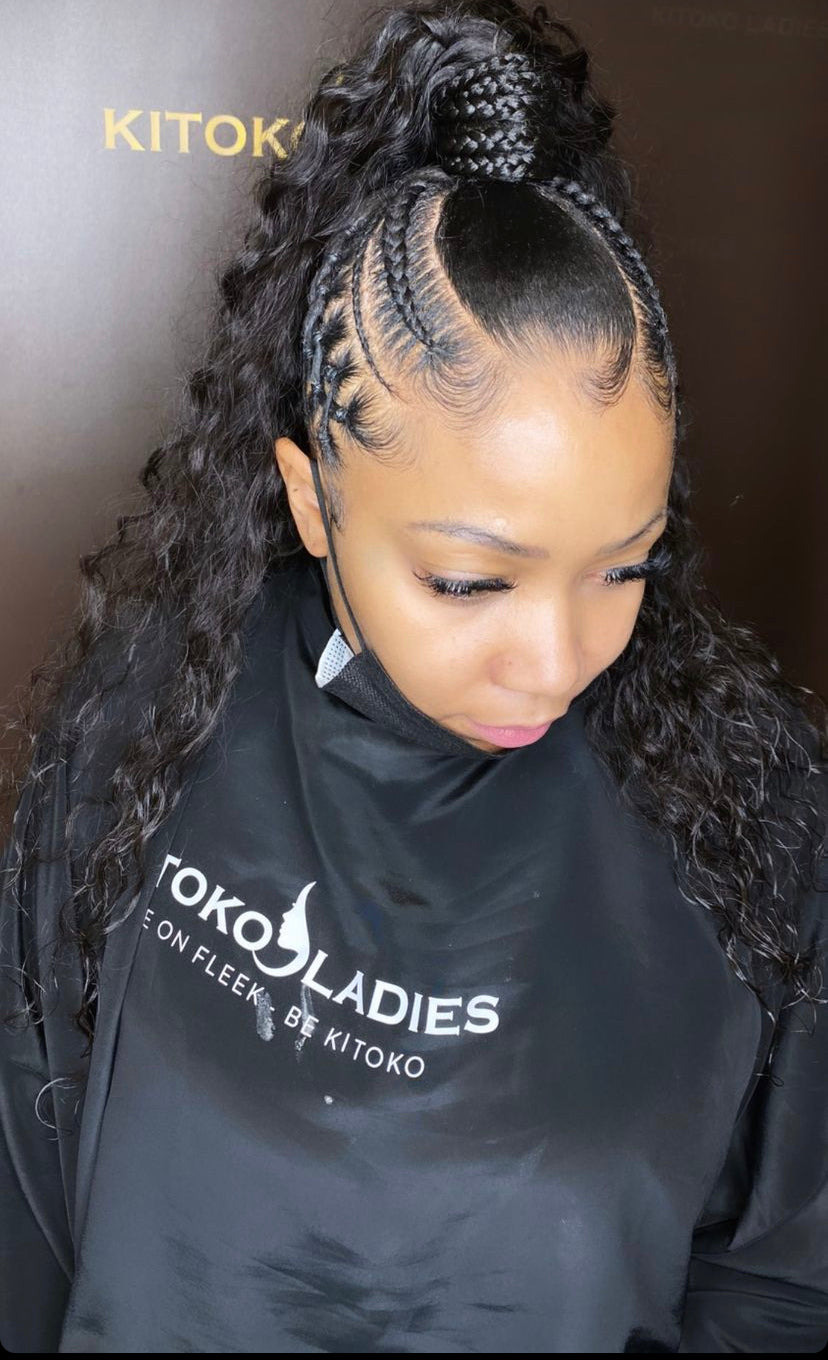 Ponytail défini avec nattes sur le côté / 90 à 120€