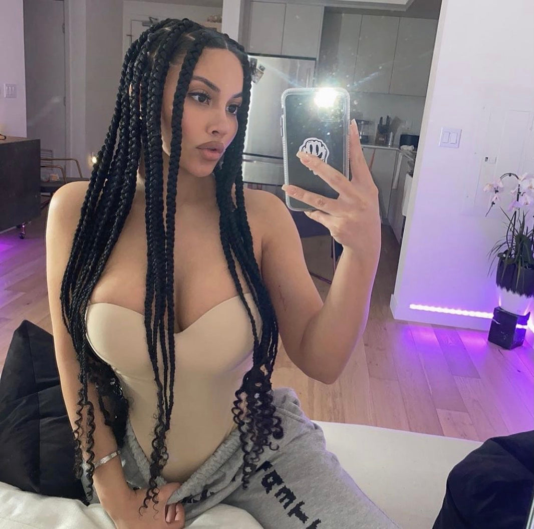 KNOTLESS BOX BRAIDS / 65€