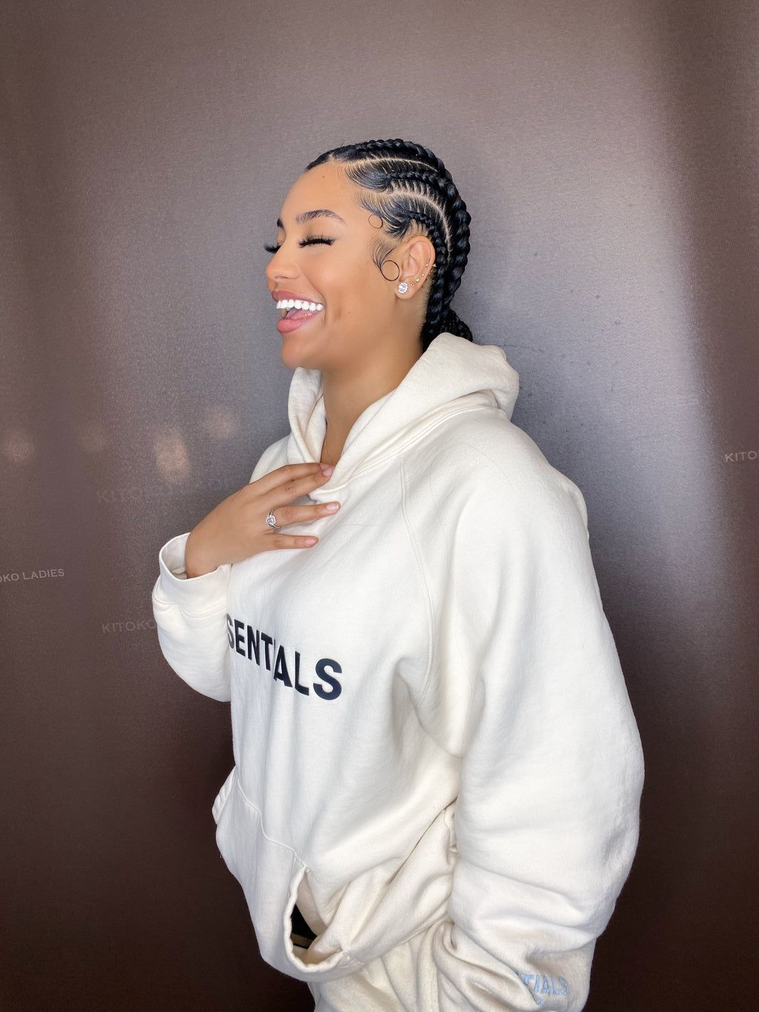 CORNROWS BUN /65€