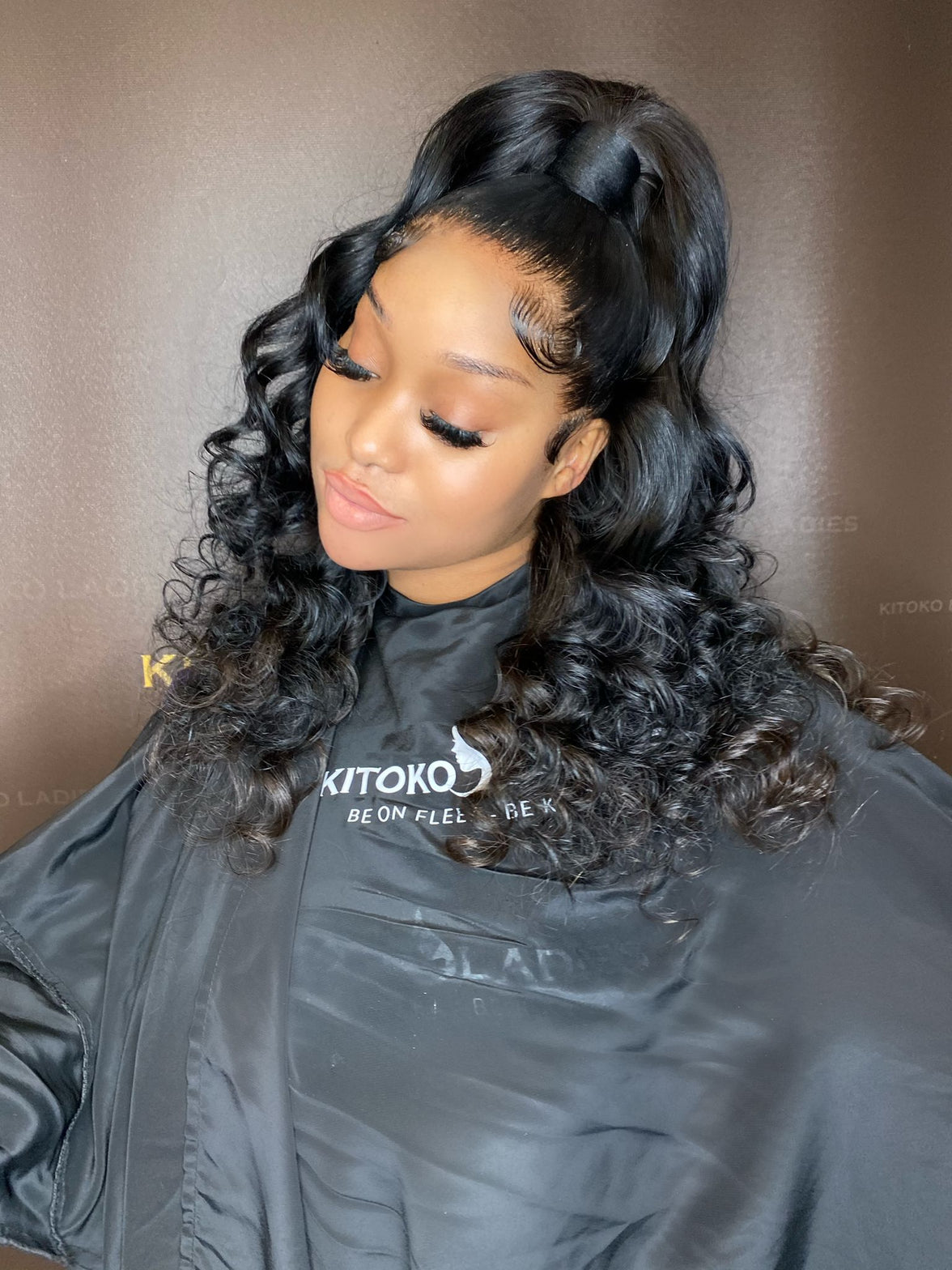 Demi tête lace frontal ponytail / 140€